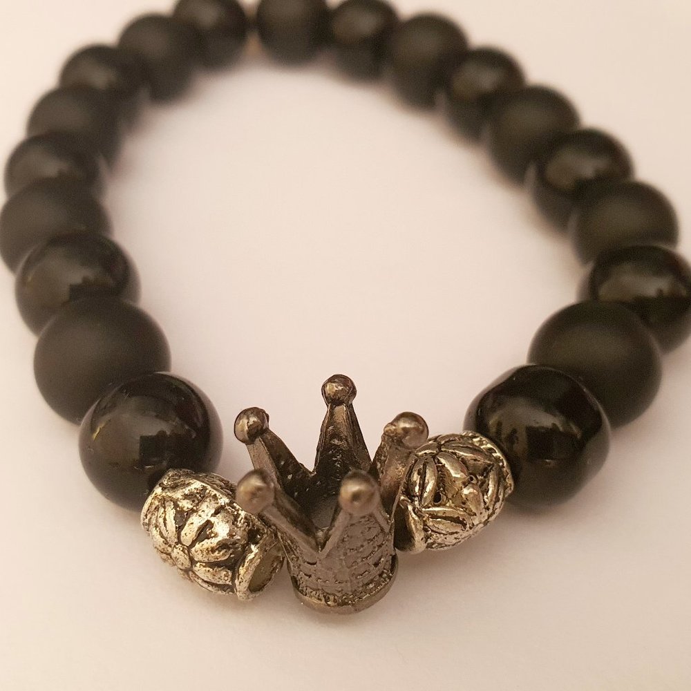 Black King or Queen UNisex bead Love bracelet